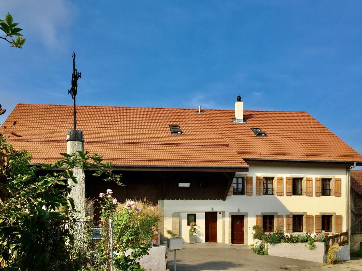 Les 3 Coeurs - Chambres Chez Charmants Habitants Font Exterior foto